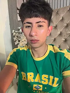 AndyJustgame_ stripchat live cam model