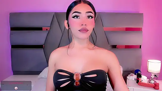 Aleisha_Beaumont stripchat live cam model