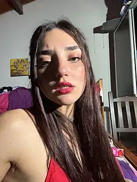 KatieMonroe stripchat live cam model