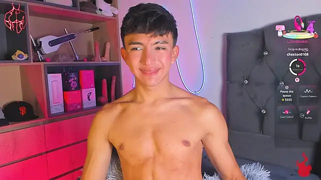 joji__spencer stripchat live cam model