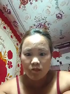 Hanhphuc_x stripchat live cam model