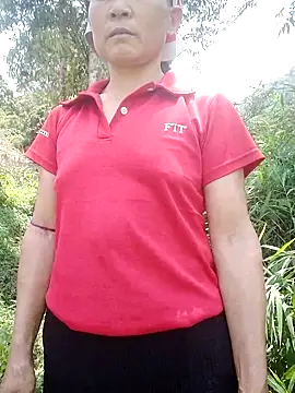 lina2006 stripchat live cam model