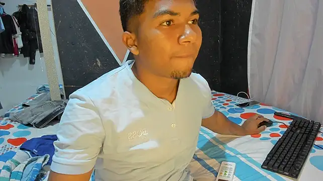 jaxrider_ stripchat live cam model