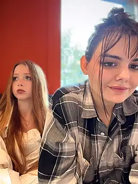 NikaMur stripchat live cam model