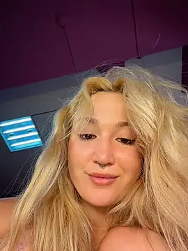 Rimmahottes stripchat live cam model