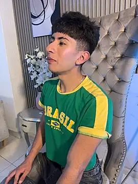 AndyJustgame_ stripchat live cam model