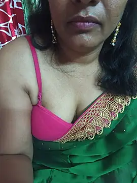 Zaara-Rose stripchat live cam model