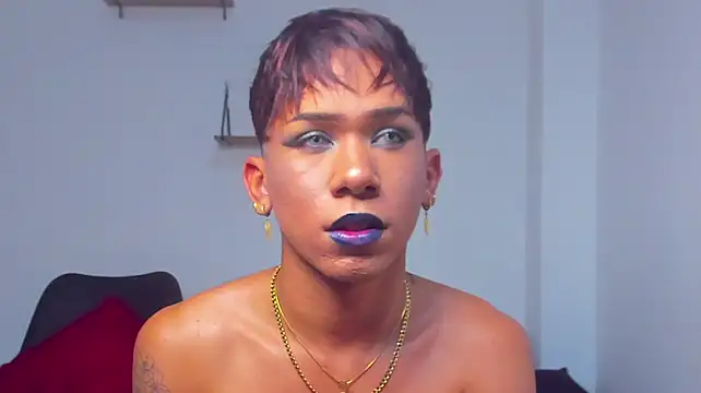 tiago_noir stripchat live cam model