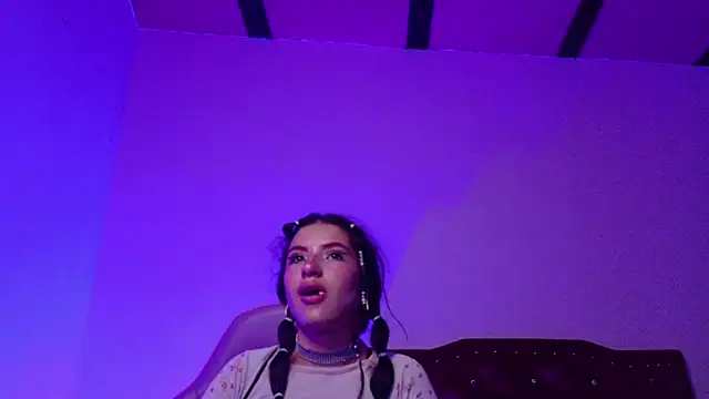 reina_neko stripchat live cam model