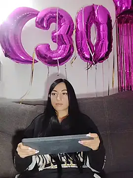 Meegann_Lovee stripchat live cam model