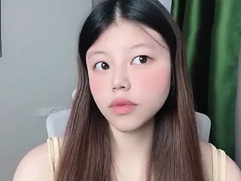 yanyan2007 stripchat live cam model