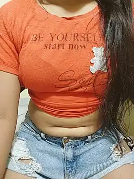 Vanilla_Creamm stripchat live cam model