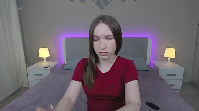 MarliinNova stripchat live cam model