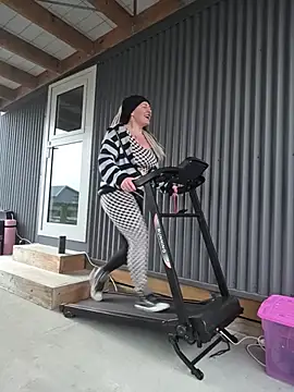 PinkTheHawk stripchat live cam model