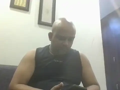 Dick_6inches_Delhi stripchat live cam model