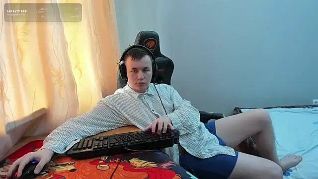 iliaskrislove stripchat live cam model