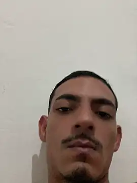Hendricklavel1 stripchat live cam model