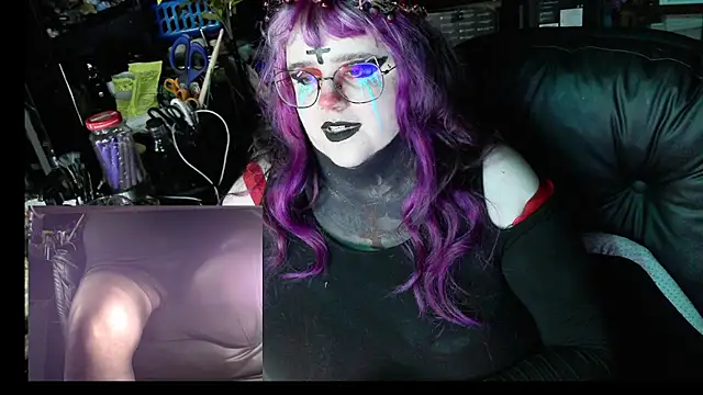 Sinstresshemlock stripchat live cam model