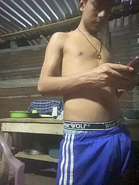 Mellvinn stripchat live cam model