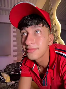 Stiven_neithan stripchat live cam model