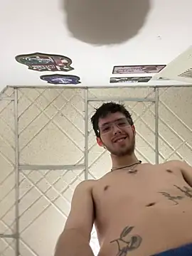 Leo_Saint_ stripchat live cam model
