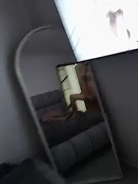 DANTECROS stripchat live cam model