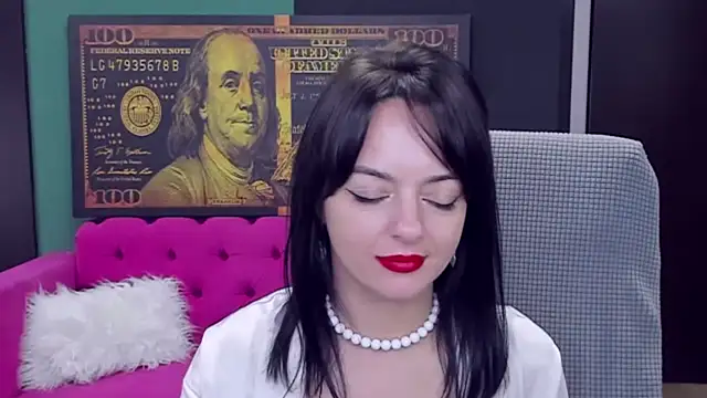 BellaRowan stripchat live cam model