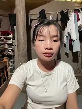 Xiuxiu-zz stripchat live cam model
