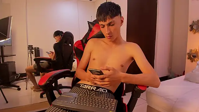 LeoDrake_ stripchat live cam model