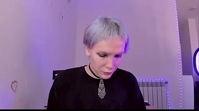 Lyricca stripchat live cam model