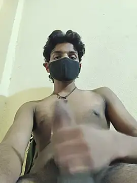 Hyd0yash stripchat live cam model