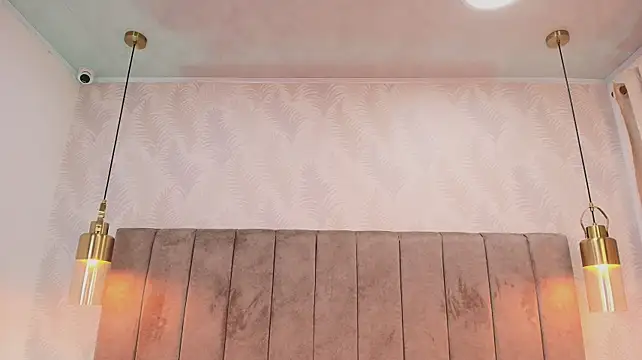 Samantta_606 stripchat live cam model