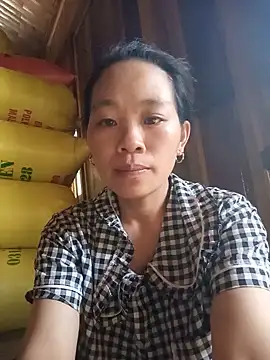 Pan2007a stripchat live cam model
