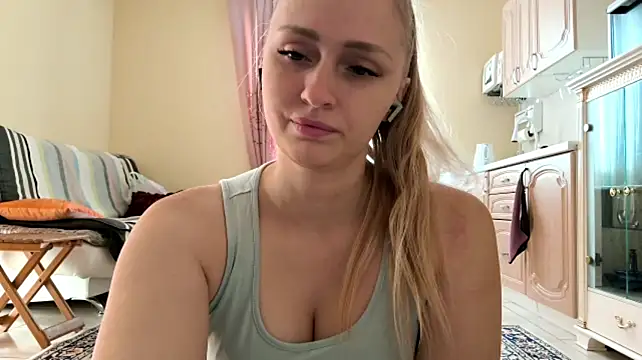 LikaDoll stripchat live cam model