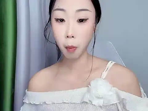 diudiu622 stripchat live cam model
