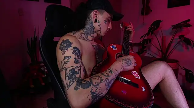 Ryuk_it stripchat live cam model