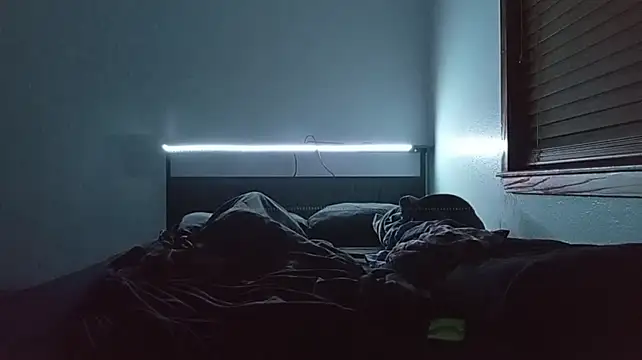 stoner_420 stripchat live cam model