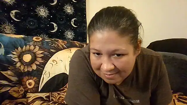 Butterfly2023 stripchat live cam model