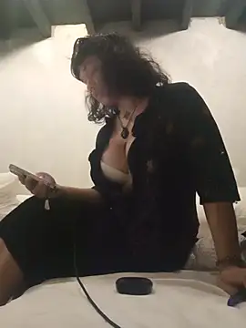estradiolist stripchat live cam model