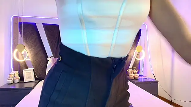 sophia__moore__ stripchat live cam model