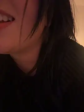 vellaah stripchat live cam model