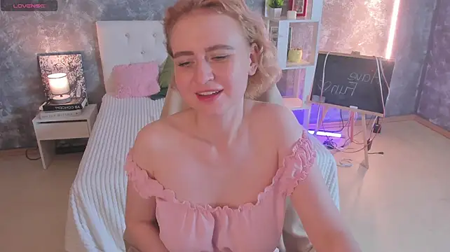 Shiny_Liss stripchat live cam model