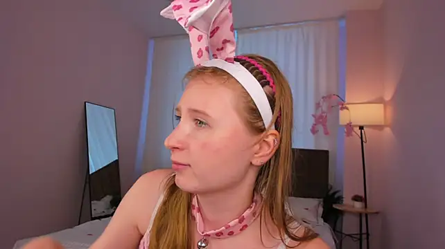 LiliTiny stripchat live cam model