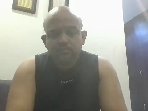 Dick_6inches_Delhi stripchat live cam model