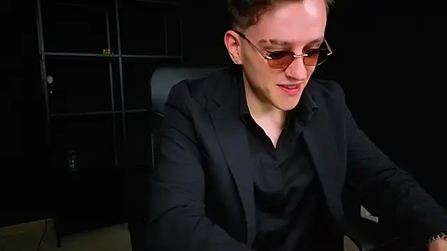 FelixStarkk stripchat live cam model