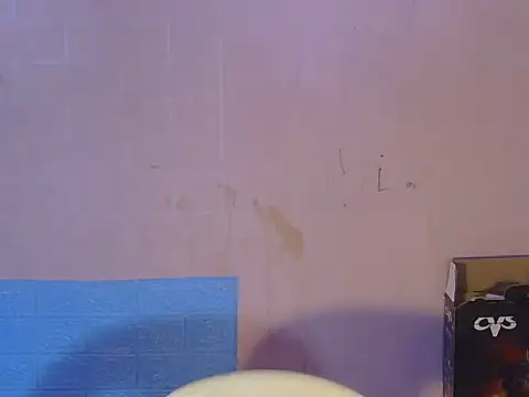 Urfucking_khloe1 stripchat live cam model