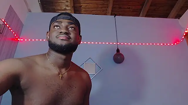 eebony_stallion stripchat live cam model