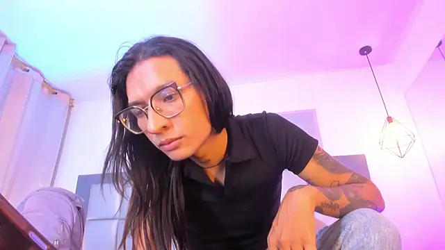 Maddie_Ray stripchat live cam model