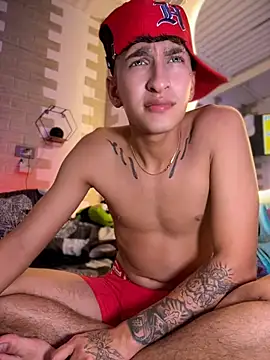 Stiven_neithan stripchat live cam model