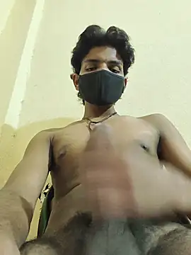 Hyd0yash stripchat live cam model